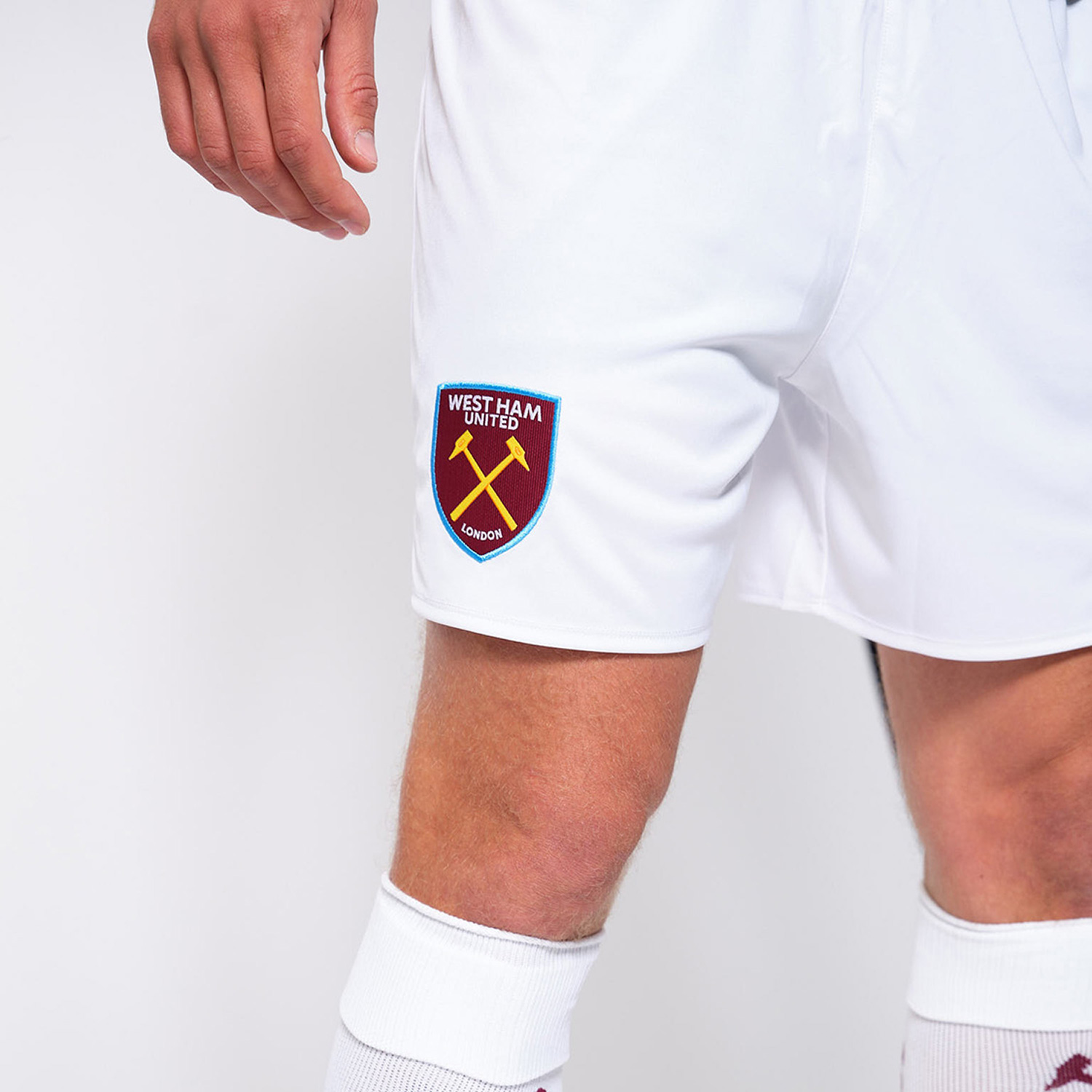 Men's Umbro West Ham United Home 2026 Shorts - Image 2