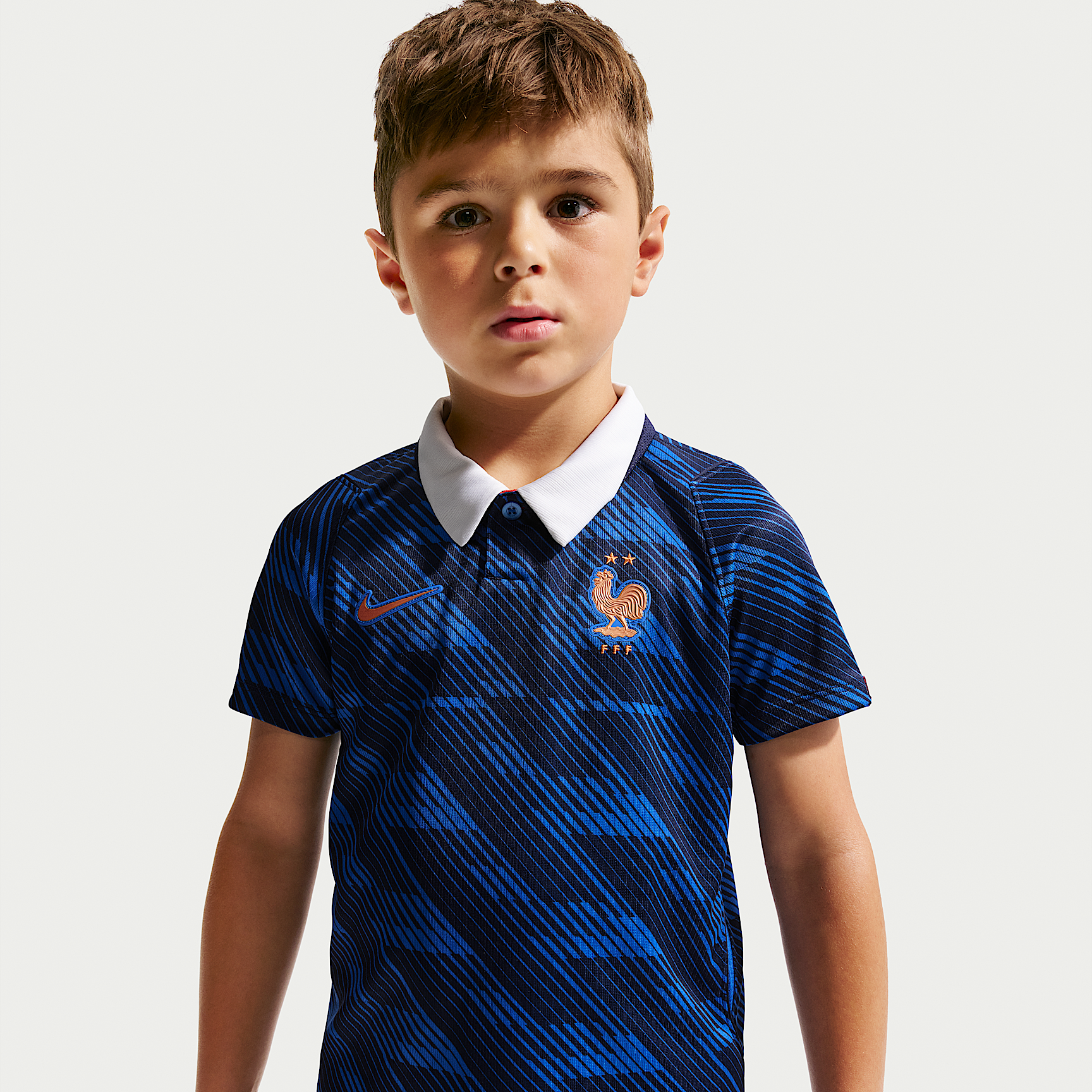 Kid's Nike France Home 2026 Kit - Image 2