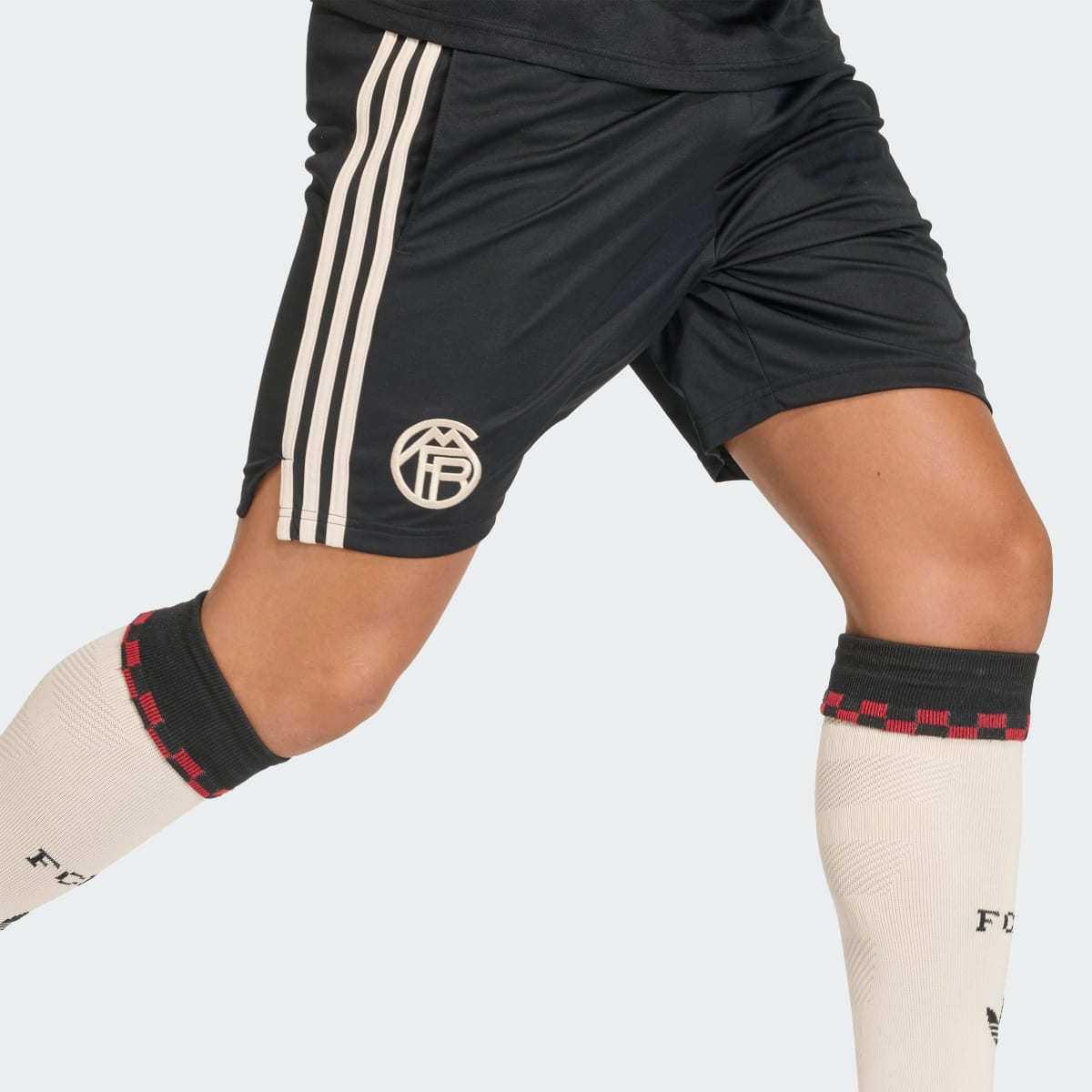 FC Bayern 25/26 Third Shorts - Image 6