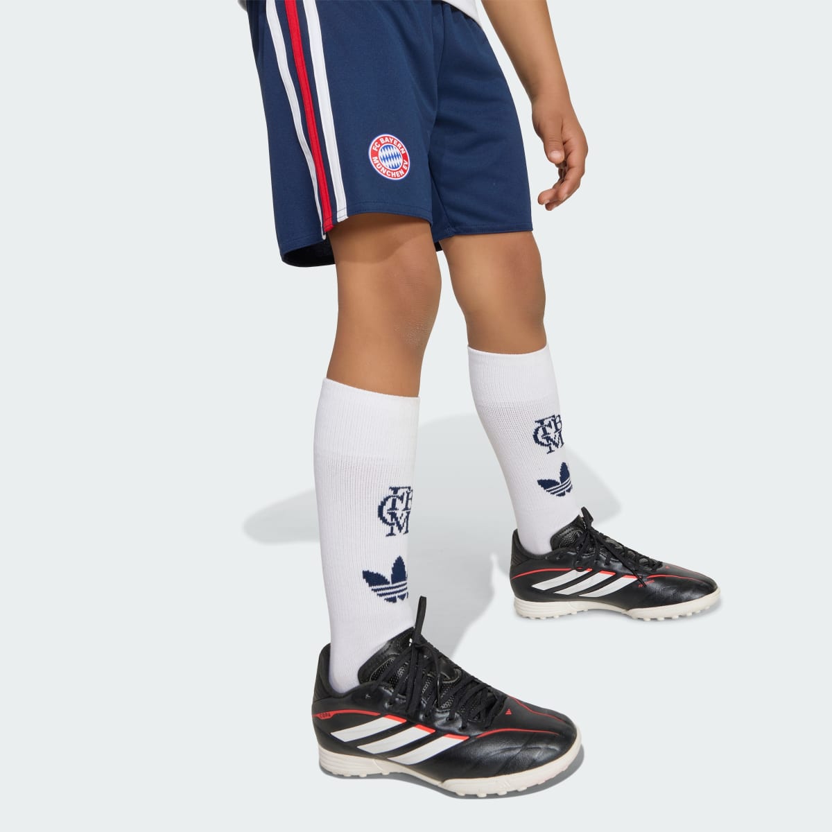 FC Bayern Munich 26/27 Kids Away Kit - Image 13