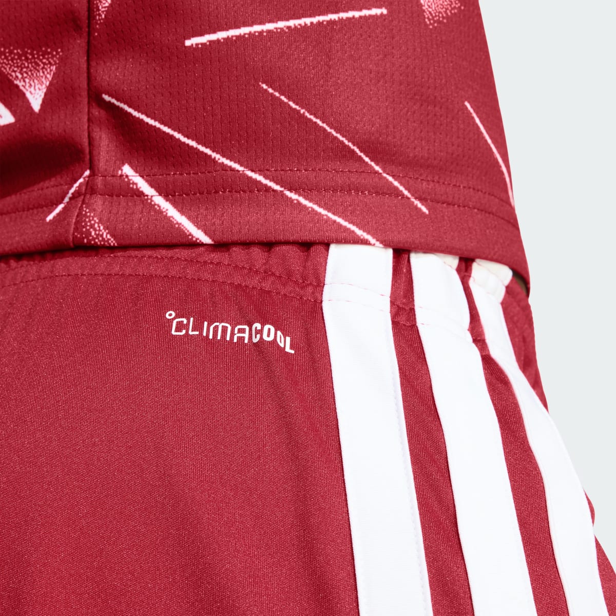 Liverpool FC 26/27 Home Shorts - Image 7
